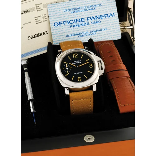 Panerai Luminor PAM00001