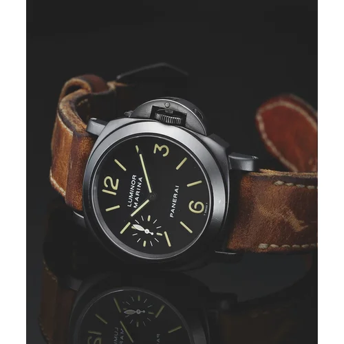 Panerai Luminor PAM00004 (aka: PAM4, PAM 4)