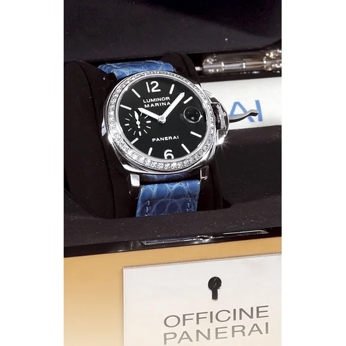 Panerai Luminor PAM00071 (aka: PAM71, PAM 71)