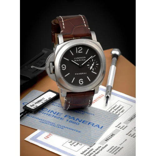 Panerai Luminor PAM00117 (aka: PAM117, PAM 117)