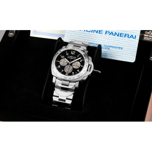 Panerai Luminor PAM00122 (aka: PAM122, PAM 122)