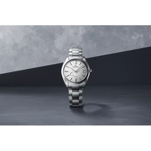 Grand Seiko Heritage SBGA465, 20 mm lug width